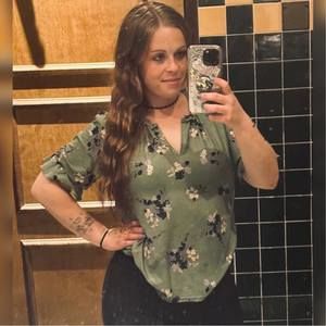 Meet your Posher, Kristina